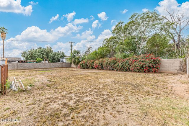 2230 N 27TH Place, Phoenix, AZ 85008