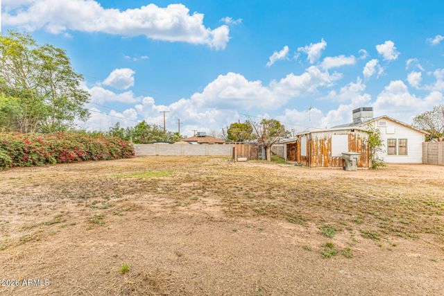 2230 N 27TH Place, Phoenix, AZ 85008