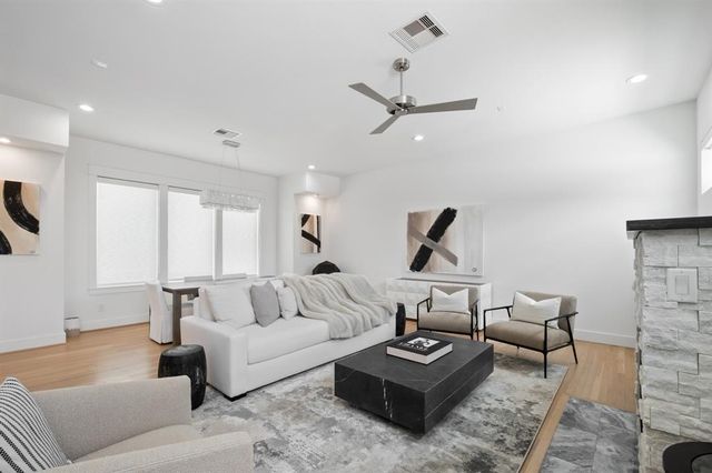 1405 Indiana Street B, Houston, TX 77006