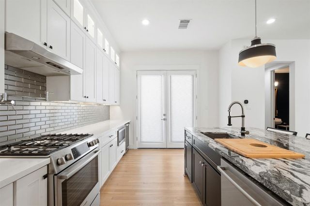 1405 Indiana Street B, Houston, TX 77006