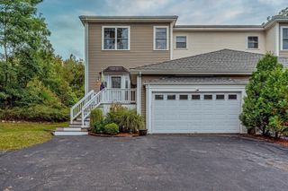 257 Rockland St 257, Abington, MA 02351