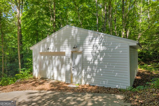 114 Lake Harbor Trail, Martin, GA 30557
