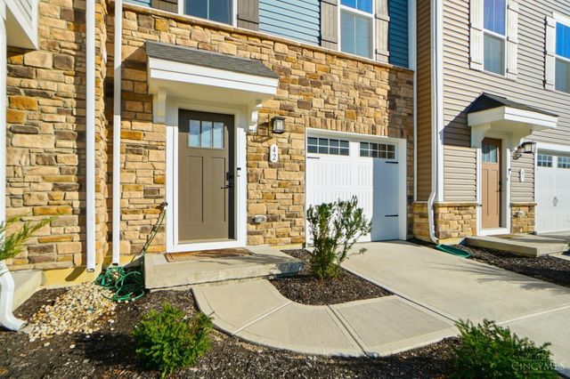 42 Wentworth Lane, Deer Park, OH 45236