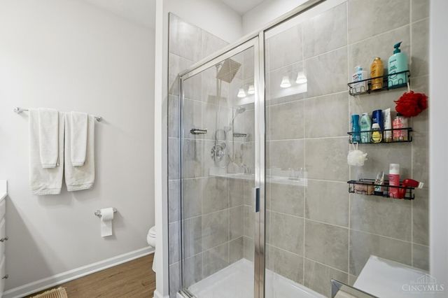 42 Wentworth Lane, Deer Park, OH 45236