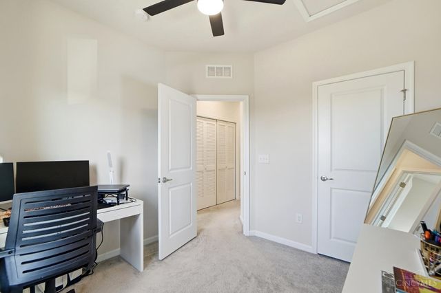 42 Wentworth Lane, Deer Park, OH 45236