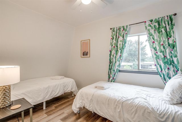 4306 Elmwood Court, Granbury, TX 76049