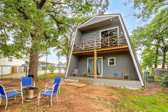 4306 Elmwood Court, Granbury, TX 76049