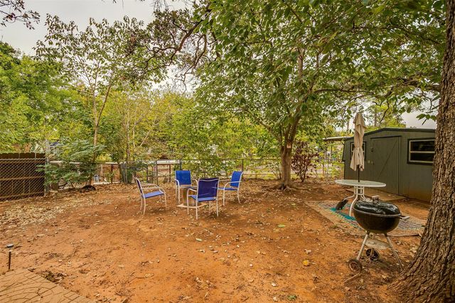 4306 Elmwood Court, Granbury, TX 76049