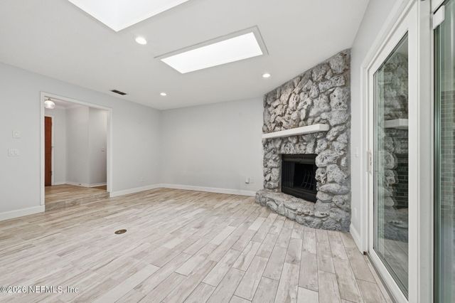 3245 CLIPPER Place, Jacksonville, FL 32216