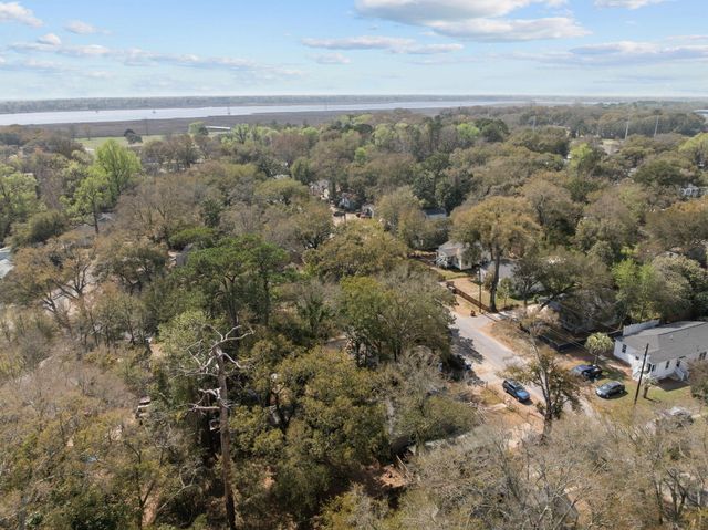 2631 Madden Drive Drive, North Charleston, SC 29405