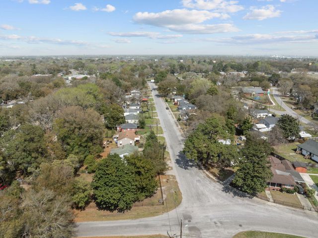 2631 Madden Drive Drive, North Charleston, SC 29405