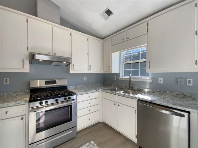 8317 Mountain Pass, Riverdale, GA 30274