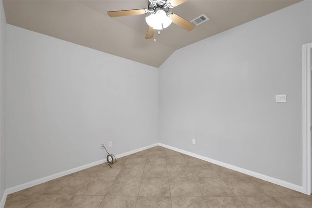 1002 Oak Glen Drive, Conroe, TX 77378