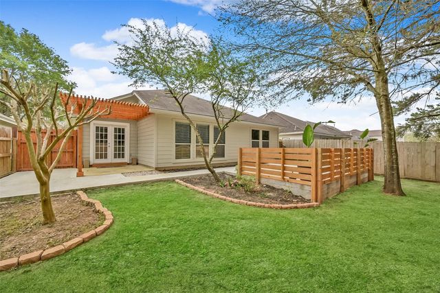 1002 Oak Glen Drive, Conroe, TX 77378