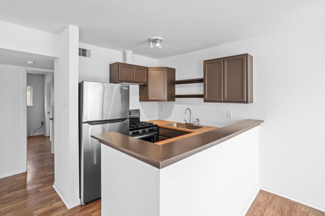 1408 Hughes Street 15, Houston, TX 77023