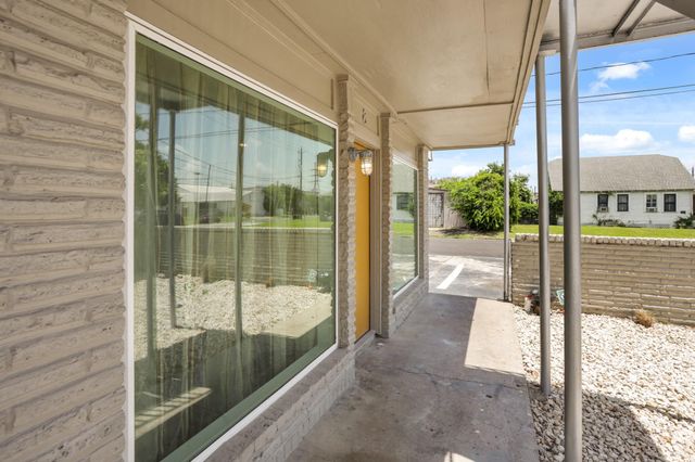 1408 Hughes Street 15, Houston, TX 77023
