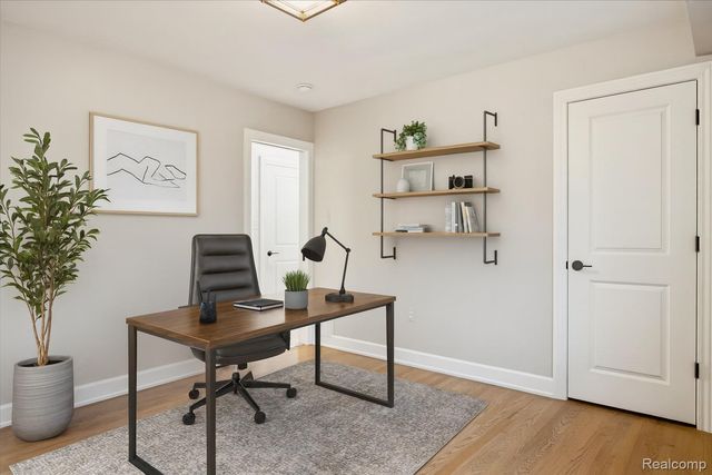 30609 Inkster Road, Farmington Hills, MI 48025