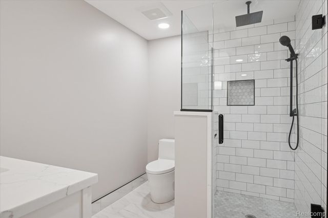 30609 Inkster Road, Farmington Hills, MI 48025