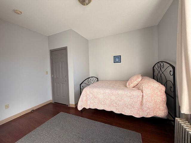 70 Russell St 6, Worcester, MA 01609