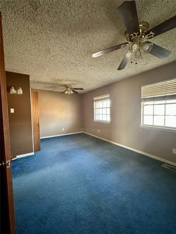 206 Senter Valley Road, Irving, TX 75060