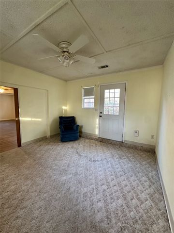 206 Senter Valley Road, Irving, TX 75060