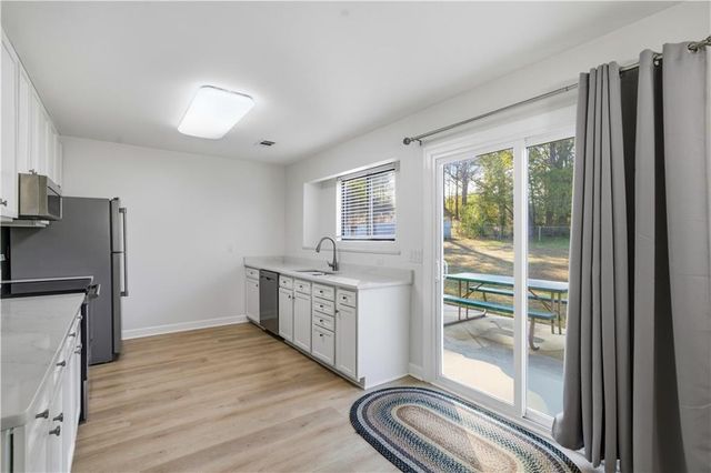 17 Riverview Court SE, Cartersville, GA 30120