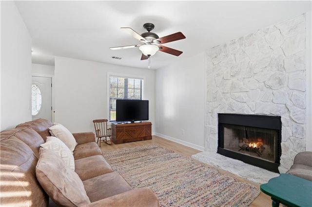 17 Riverview Court SE, Cartersville, GA 30120