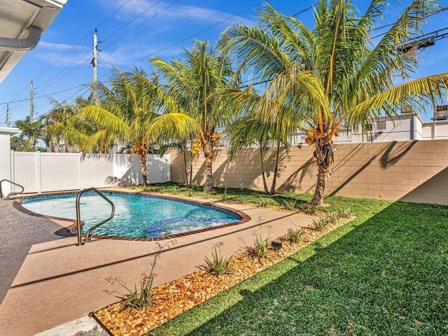 541 NE 18th Street, Boca Raton, FL 33432