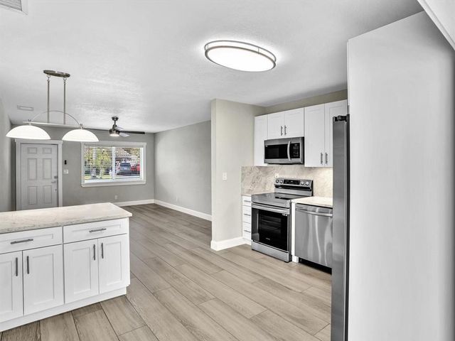 541 NE 18th Street, Boca Raton, FL 33432