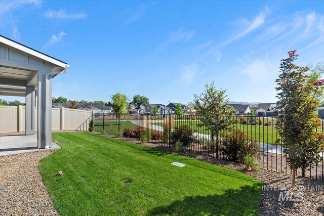 657 N Morning Glory Ave, Eagle, ID 83616