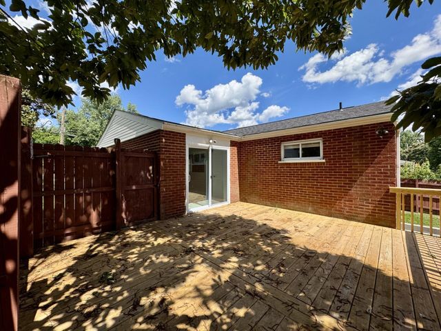 29 Orchard Drive, Florence, KY 41042