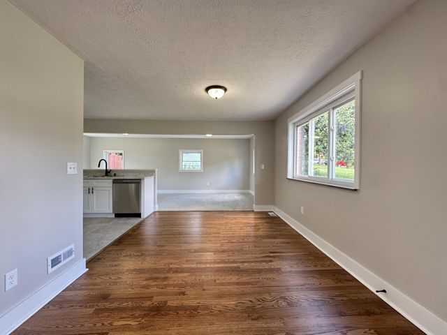 29 Orchard Drive, Florence, KY 41042