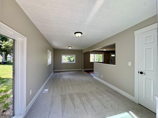 29 Orchard Drive, Florence, KY 41042