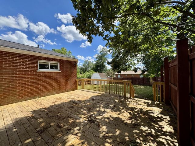 29 Orchard Drive, Florence, KY 41042