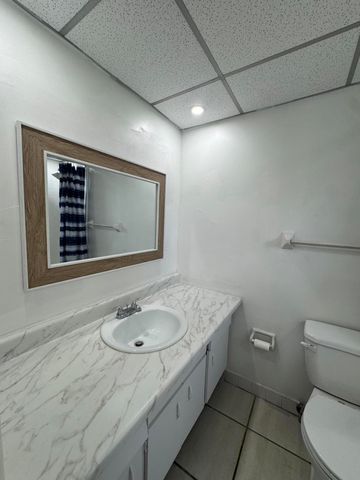 811 SE 16TH Street 208, Fort Lauderdale, FL 33316