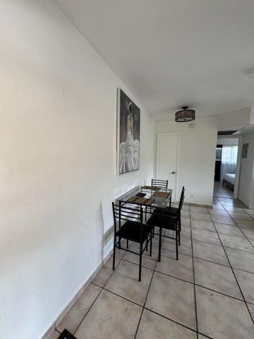 811 SE 16TH Street 208, Fort Lauderdale, FL 33316