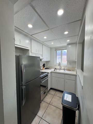 811 SE 16TH Street 208, Fort Lauderdale, FL 33316