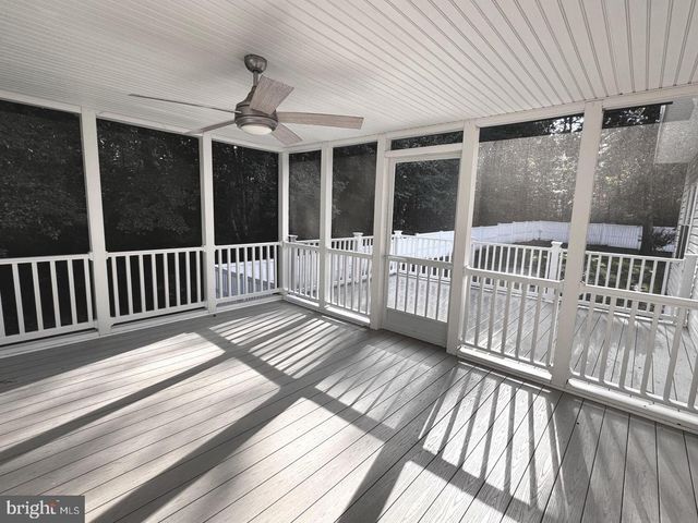 23063 PEMBROOK DR, Hollywood, MD 20636
