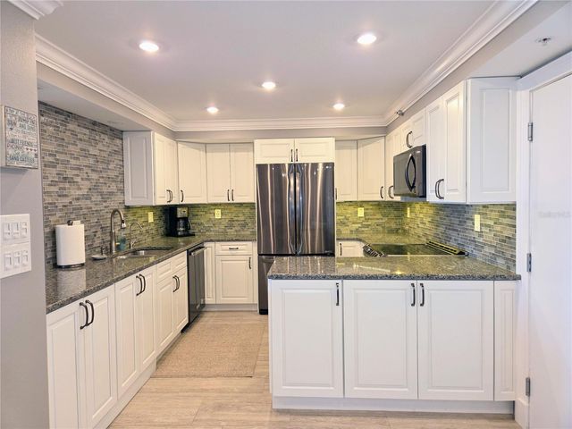 1 KEY CAPRI 612W, Treasure Island, FL 33706