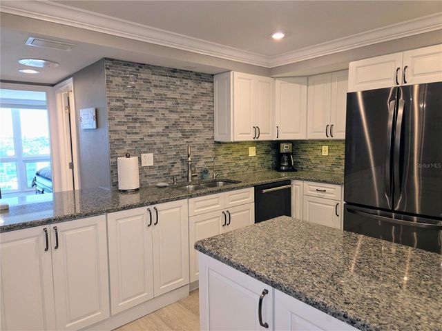 1 KEY CAPRI 612W, Treasure Island, FL 33706