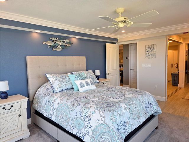 1 KEY CAPRI 612W, Treasure Island, FL 33706