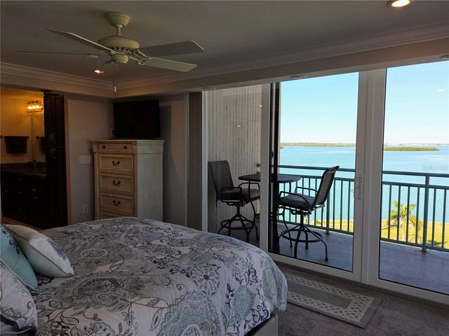 1 KEY CAPRI 612W, Treasure Island, FL 33706