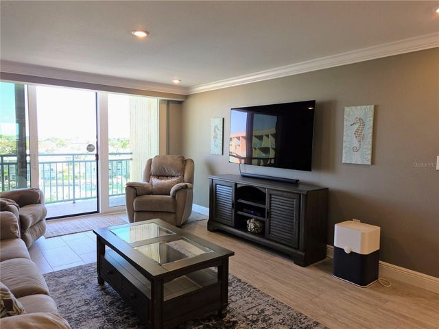 1 KEY CAPRI 612W, Treasure Island, FL 33706