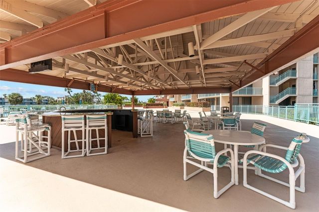 1 KEY CAPRI 612W, Treasure Island, FL 33706