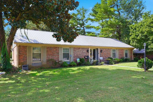 11 Warwick Lane, Frankfort, KY 40601