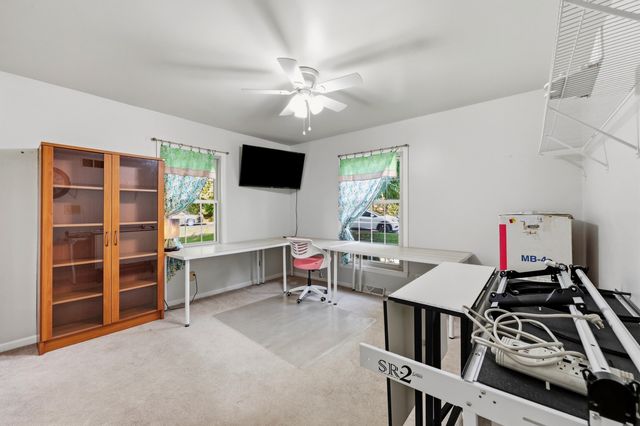 11 Warwick Lane, Frankfort, KY 40601