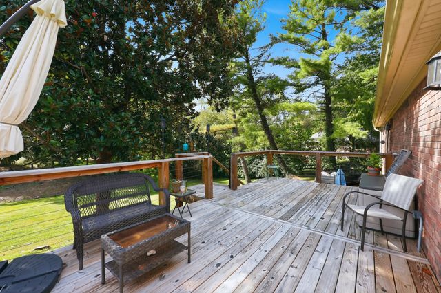 11 Warwick Lane, Frankfort, KY 40601