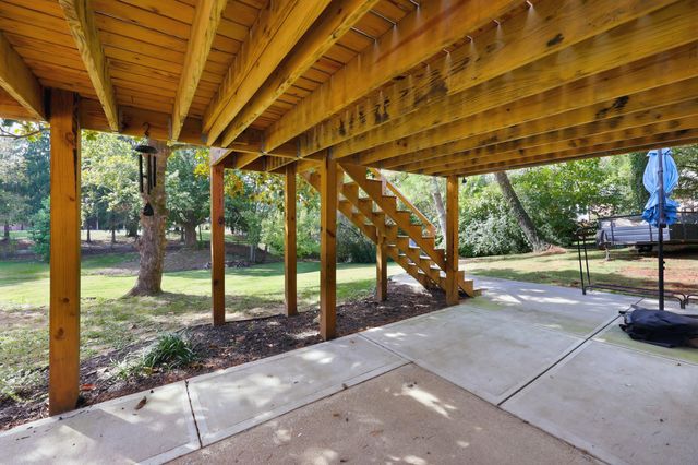 11 Warwick Lane, Frankfort, KY 40601