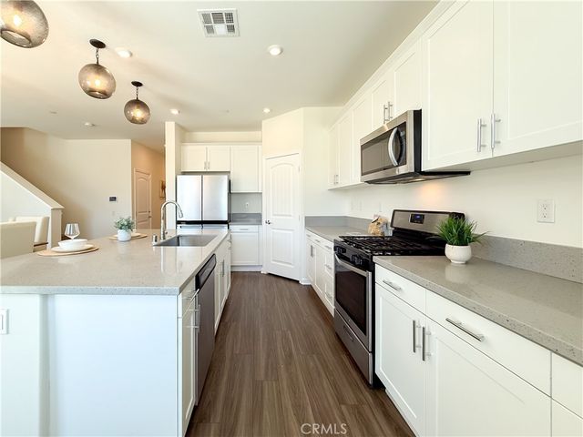 24927 Gulfstream Lane, Moreno Valley, CA 92553
