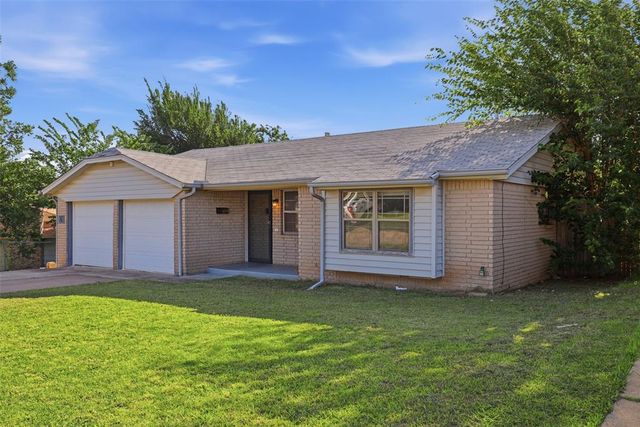 628 Baer Drive, Moore, OK 73160